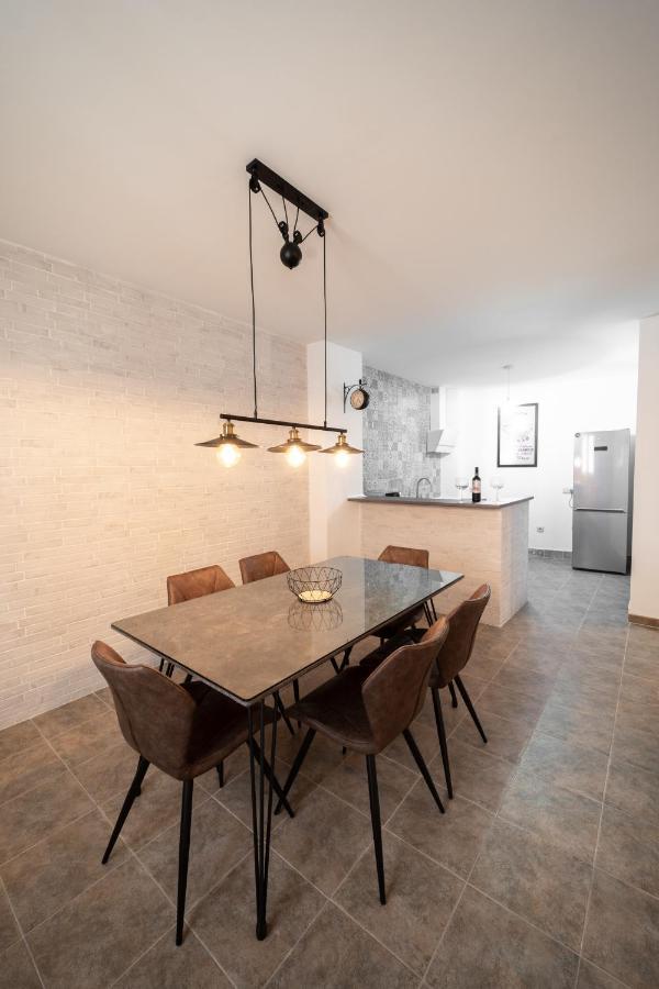 Duplex 8 Canos Ronda Buitenkant foto